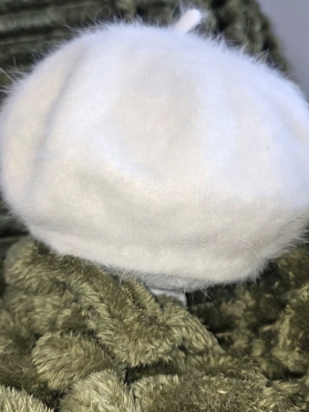 Fuzzy Hat in White Like New